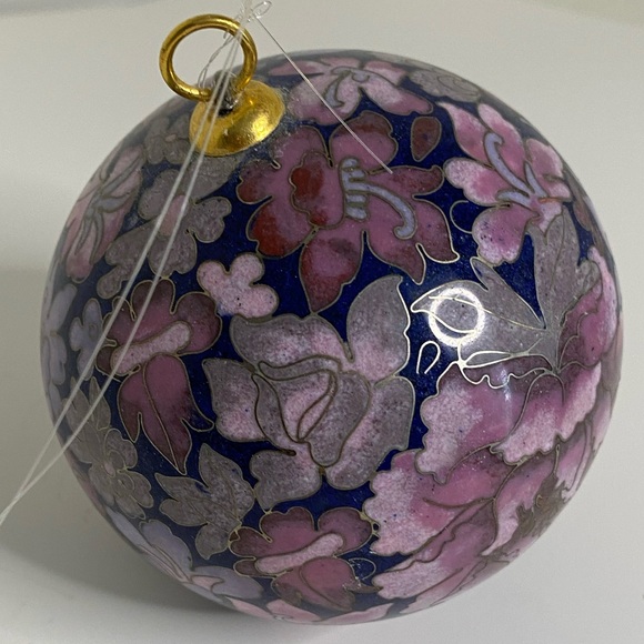 EUC Vtg Cloisonne Floral Ball Purple Blue Pink Gold Christmas Collectible - Picture 3 of 8